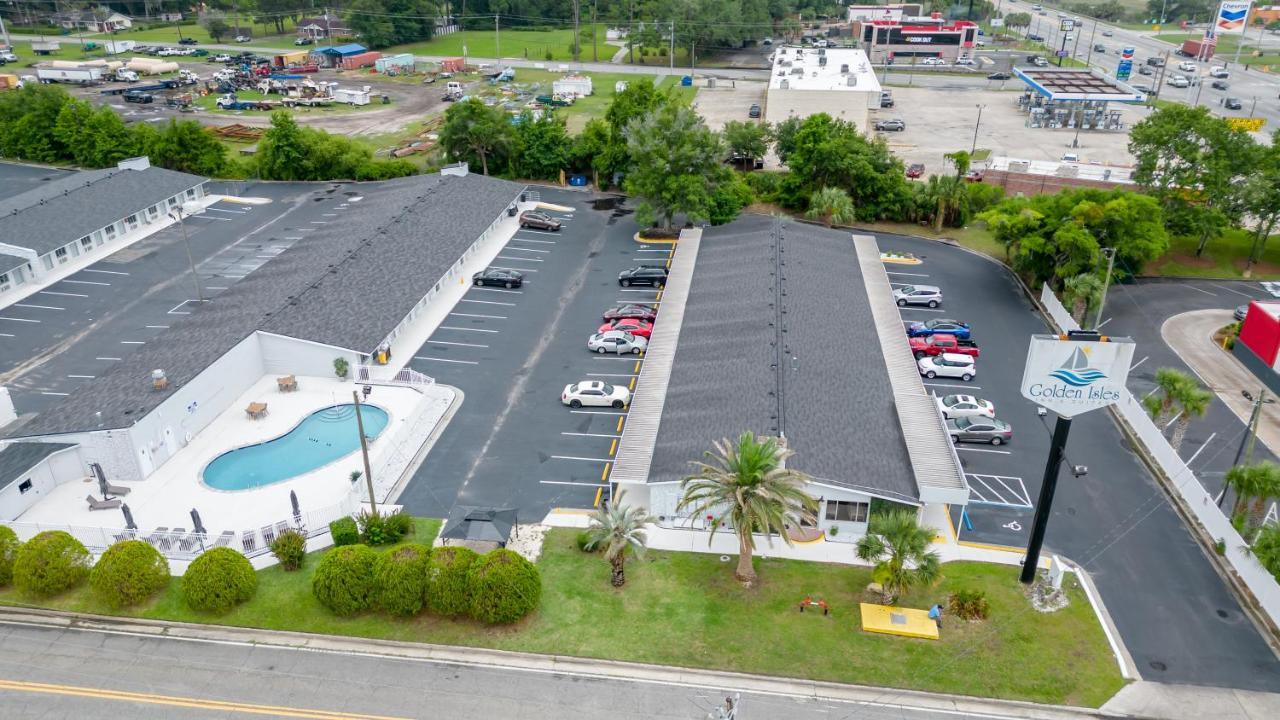 Golden Isles Inn & Suites Brunswick Exterior photo