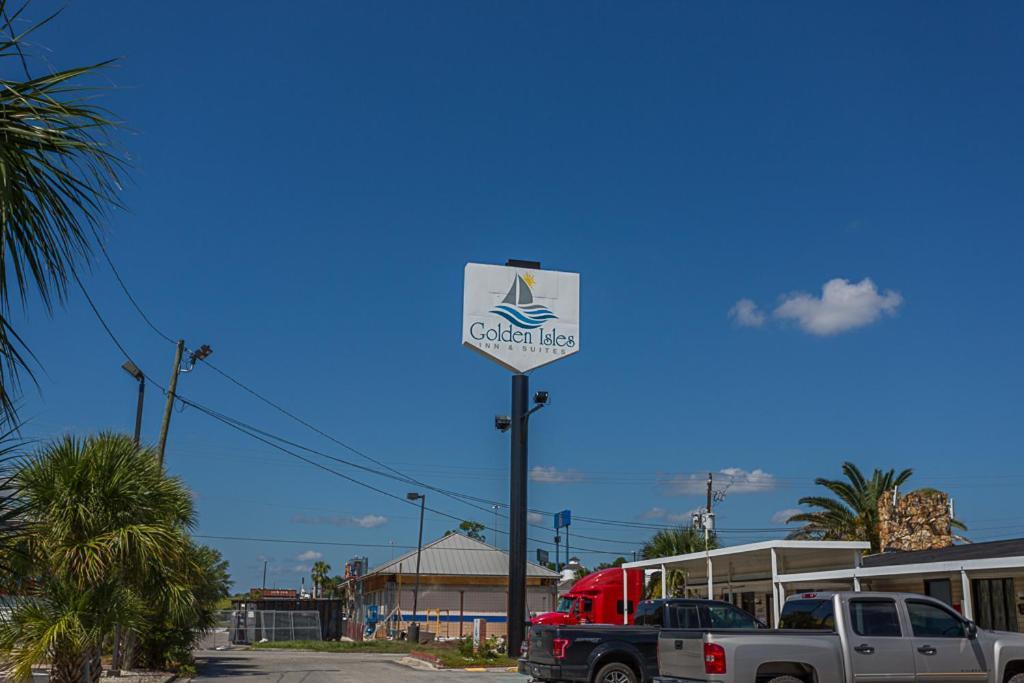 Golden Isles Inn & Suites Brunswick Exterior photo